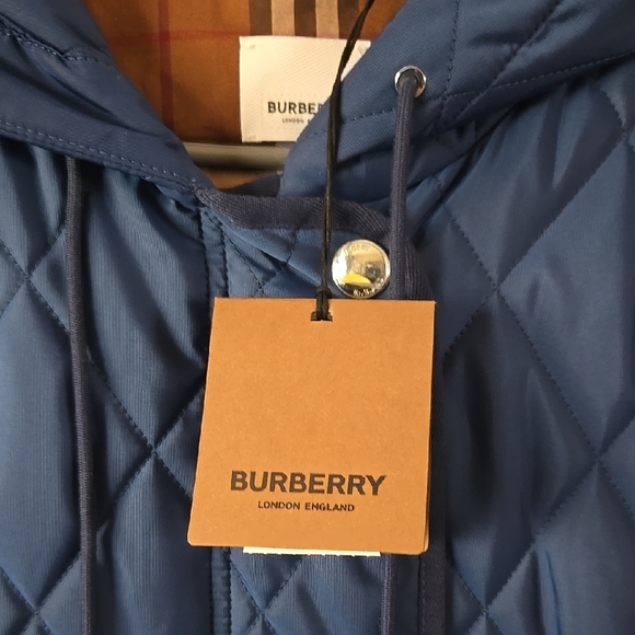 Burberry Blue Quilted Puffer Jacket with Hood - Picture 2 of 14